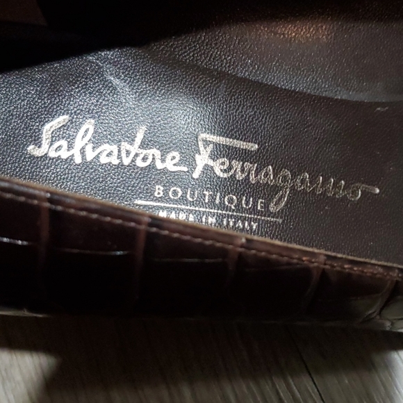 Shoes - Picture 2 of 5